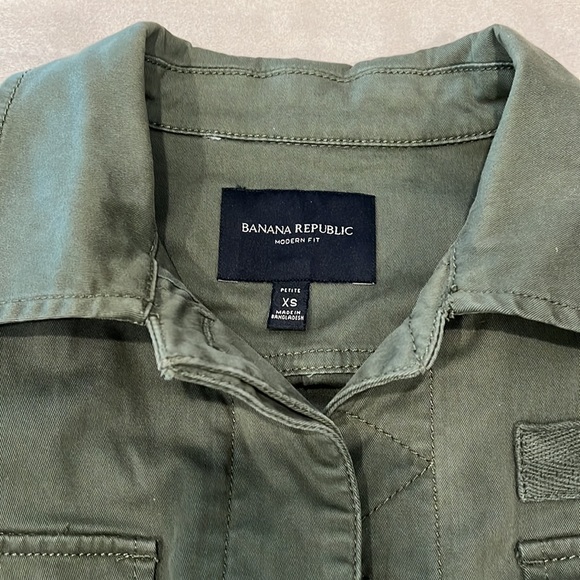Banana Republic Flight Utility Crop Jacket Size XSP - Picture 3 of 10